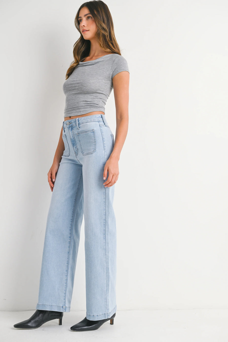 Mini Patch Pocket Wide Leg Denim in Light