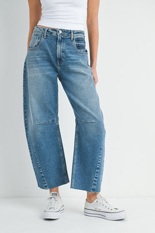 Barrel Jean w Seams in Medium