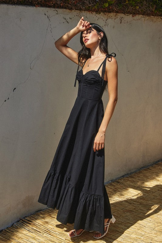 ‎Guinevere Maxi Dress In Onyx