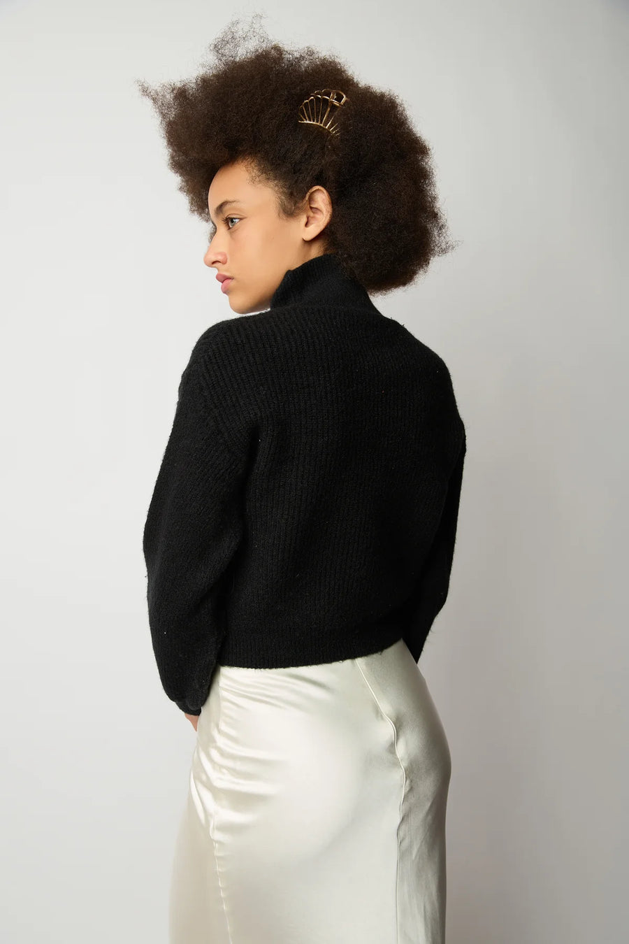 Le Crop Knit Sweater in Black